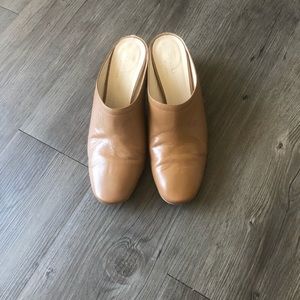 Everlane Day Heel Mule - Cognac/Tan color